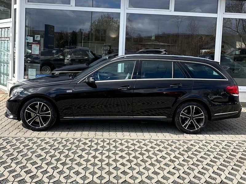 Gebraucht Mercedes E350 258 PS (189 kW) 2016 Obsidianschwarz  metalliclack Kombi