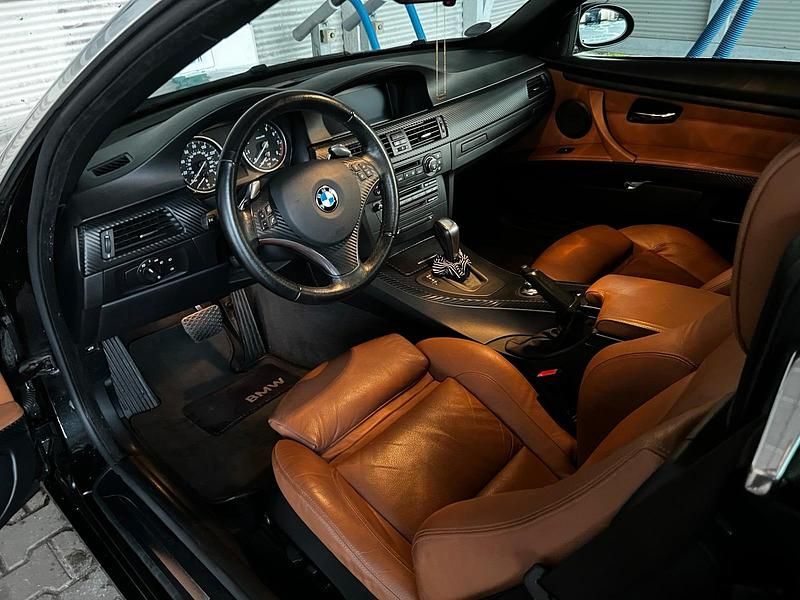 Gebraucht BMW 335 Cabriolet 306 PS (225 kW) 2008 Schwarz Cabrio