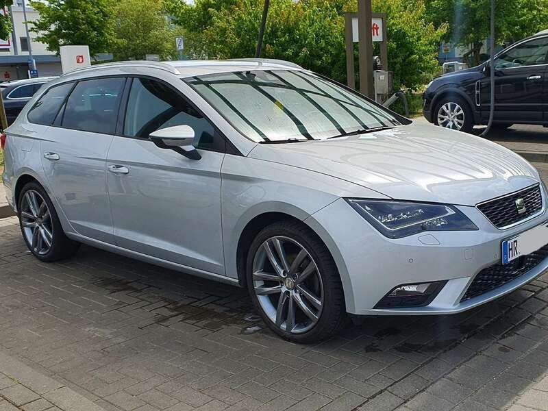 Silber Gebraucht 2016 Seat Leon ST Style Kombi | 10.700 € (Fairer Preis) - Bild 1/4