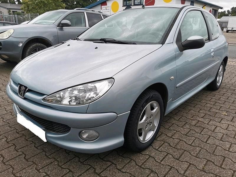 Schwarz Gebraucht 2005 Peugeot 206 Kleinwagen | 2.150 € - Bild 1/4
