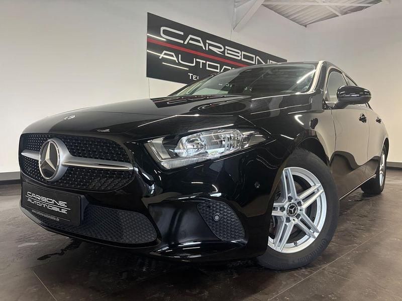 Schwarz Gebraucht 2021 Mercedes A180 Limousine | 22.490 € (Superpreis) - Bild 1/4
