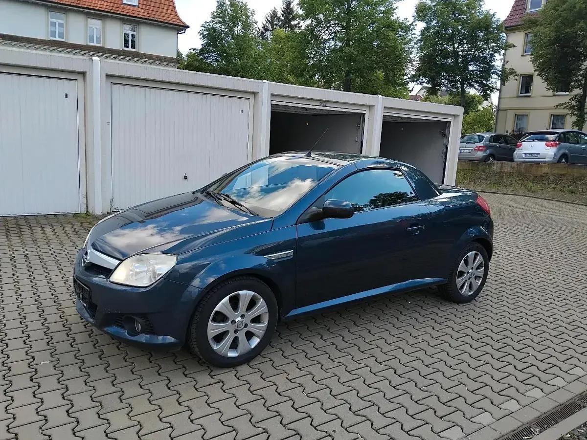 Occasion Opel Tigra 90 ch (66 kW) 2009 Gris Cabriolet