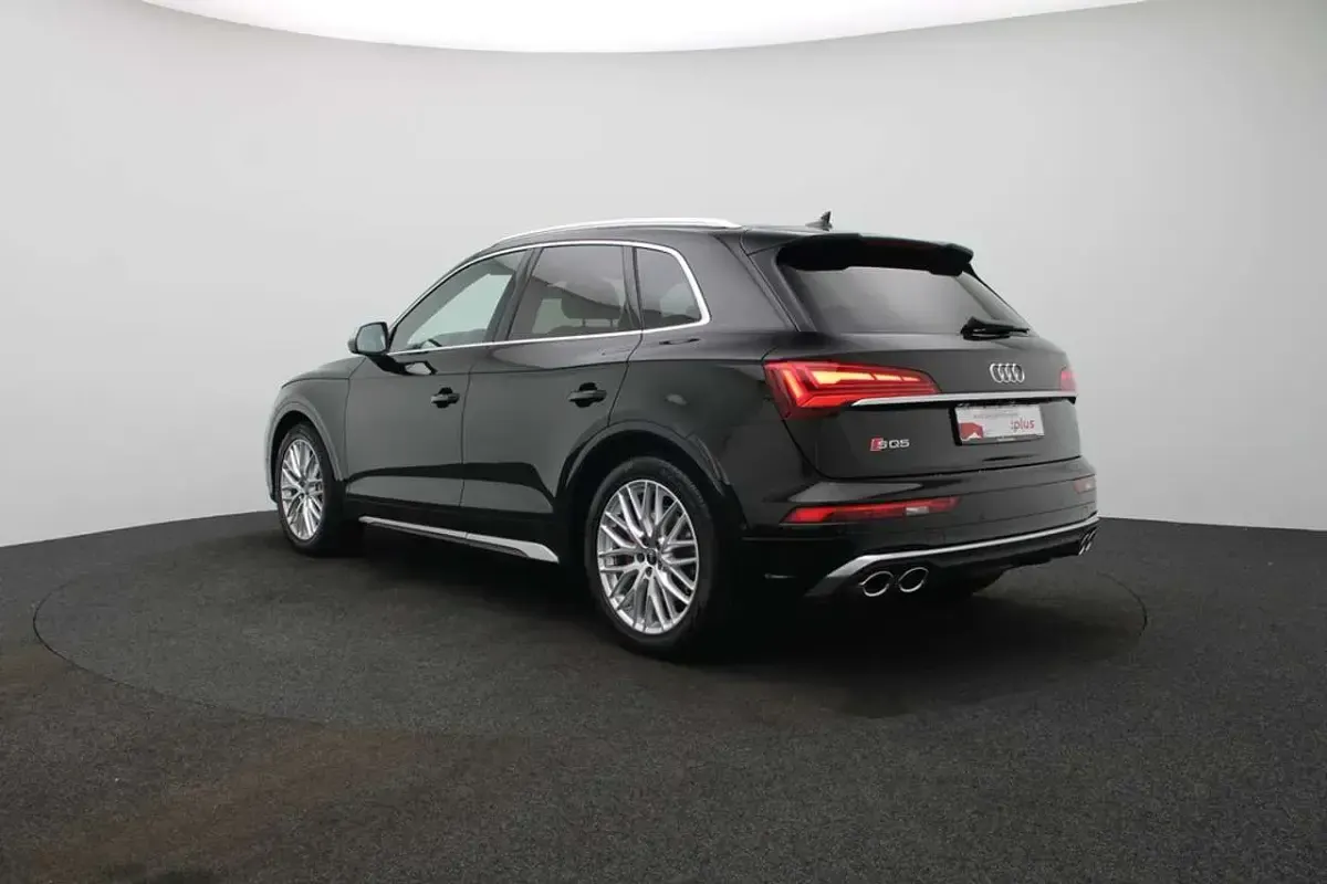 Gebraucht Audi SQ5 Ambiente 341 PS (250 kW) 2023 Mythosschwarz metallic SUV