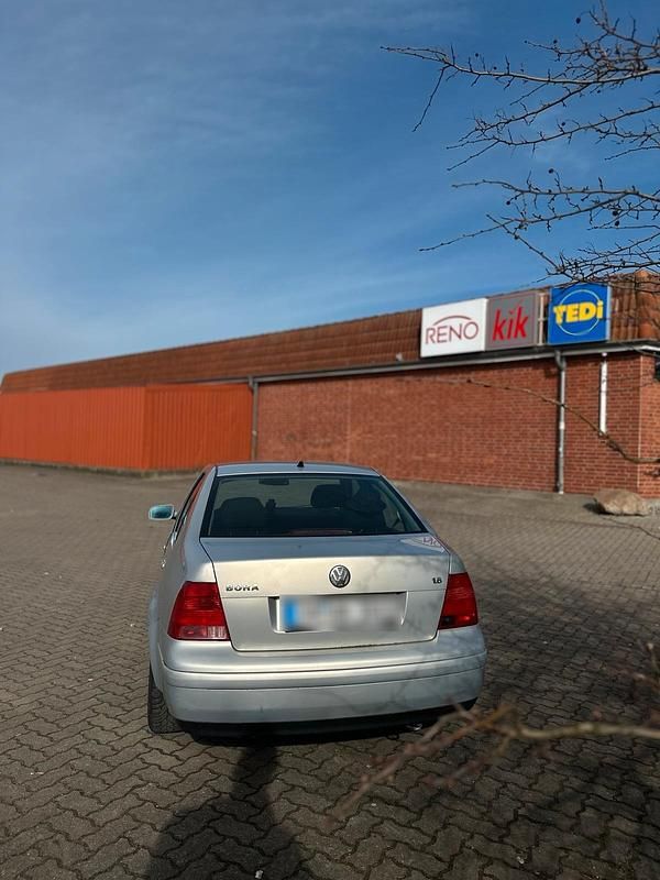 Gebraucht VW Bora Comfortline 101 PS (74 kW) 1999 Grau Limousine