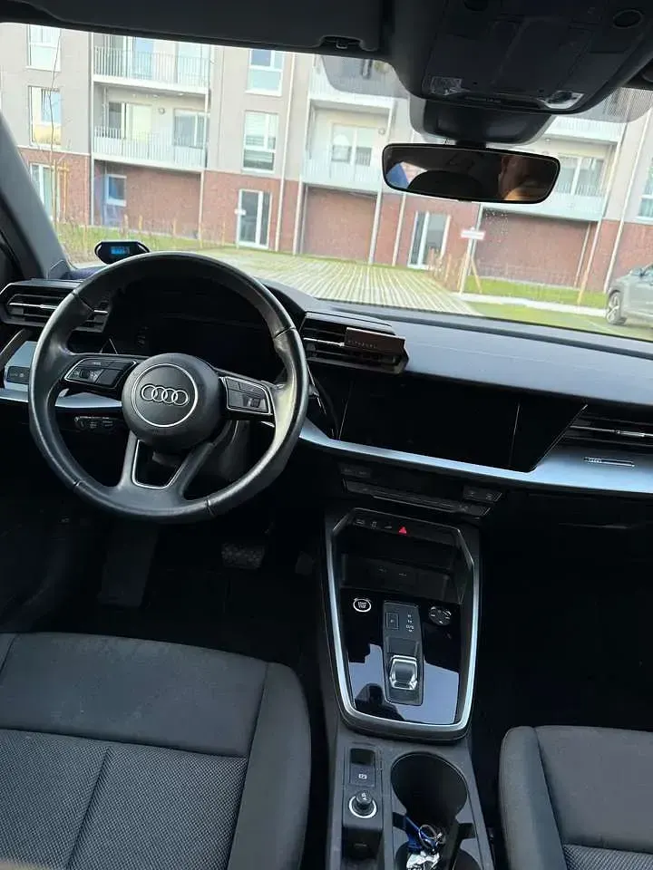 Gebraucht Audi A3 e-tron Basis 204 PS (150 kW) 2022 Weiß Kleinwagen