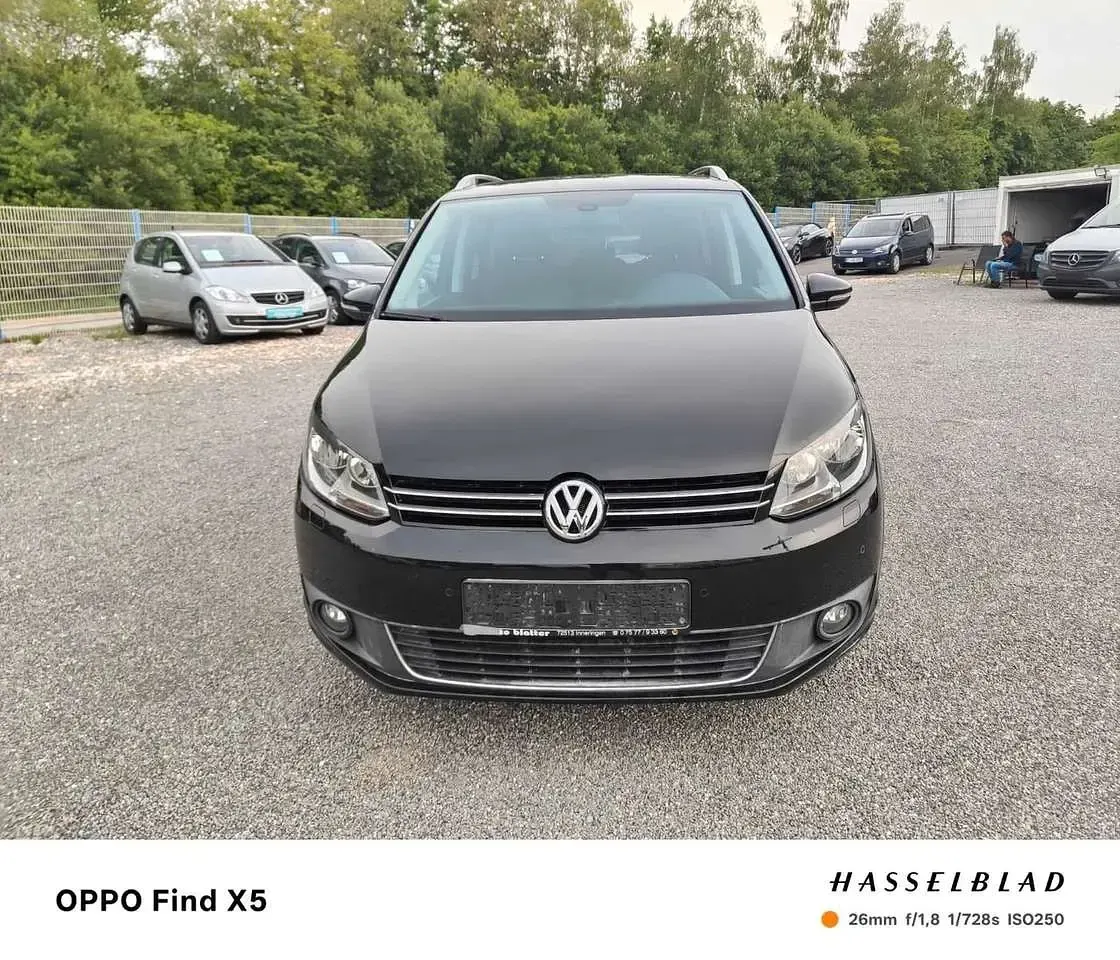 Gebraucht VW Touran Style 140 PS (102 kW) 2011 Schwarz Van / Kleinbus