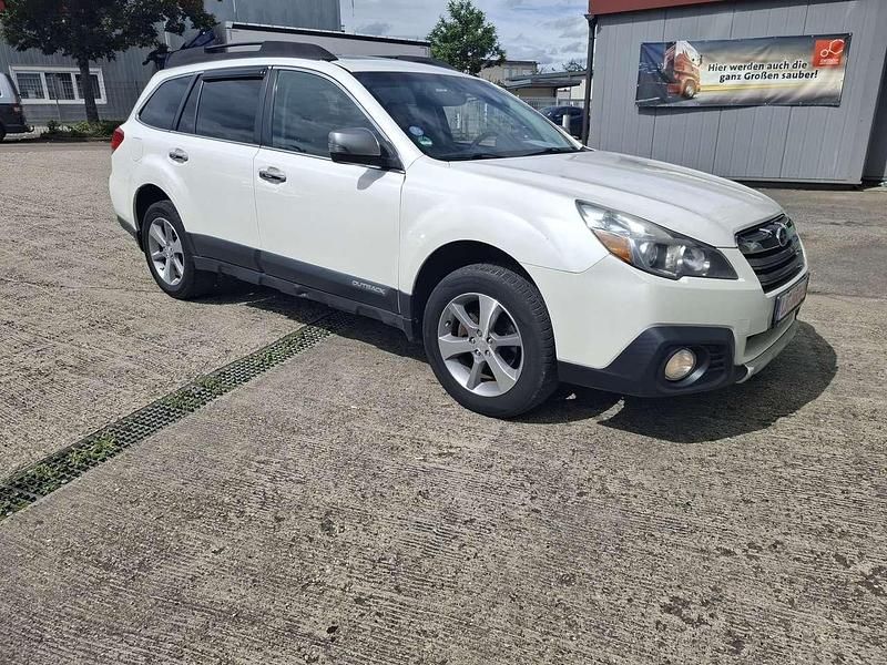 Gebraucht Subaru Outback Comfort 175 PS (128 kW) 2014 Weiß Kombi