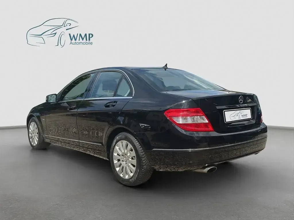 Gebraucht Mercedes C250 204 PS (150 kW) 2010 Schwarz Limousine