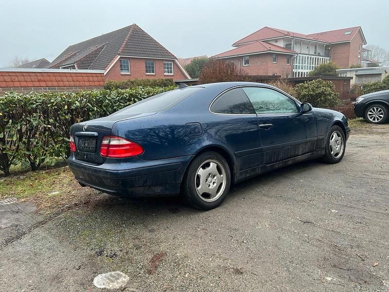 Gebraucht Mercedes CLK230 Elegance 193 PS (141 kW) 2000 Blau Coupé