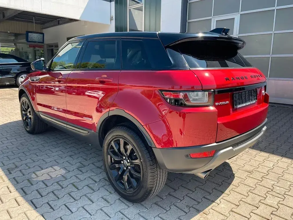 Gebraucht Land Rover Range Rover evoque SE 241 PS (177 kW) 2019 Rot SUV