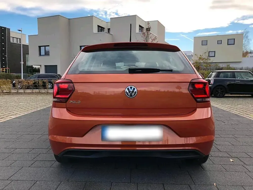 Gebraucht VW Polo Comfortline 65 PS (47 kW) 2019 Orange Kleinwagen