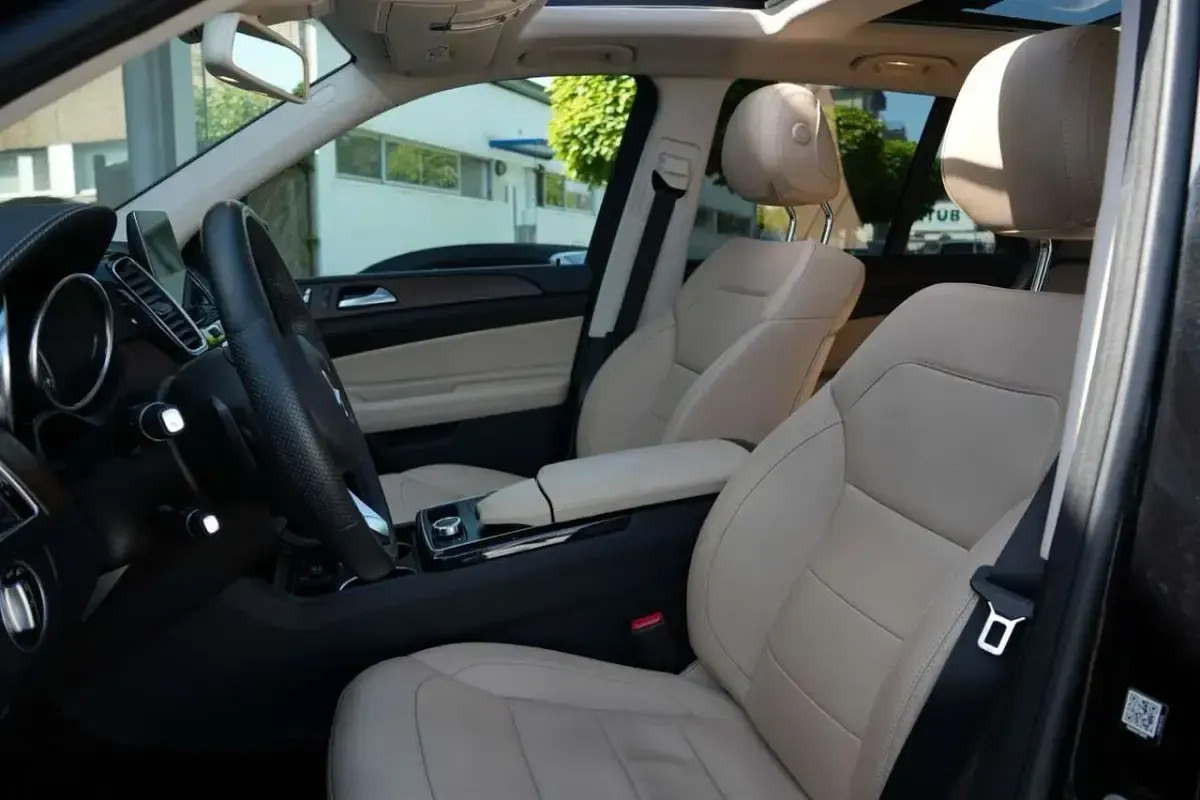 Gebraucht Mercedes GLE250 AMG line Plus 204 PS (150 kW) 2017 Schwarz SUV