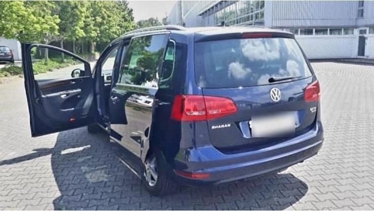 Blau Gebraucht 2013 VW Sharan Van / Kleinbus | 11.500 € (Fairer Preis) - Bild 1/4