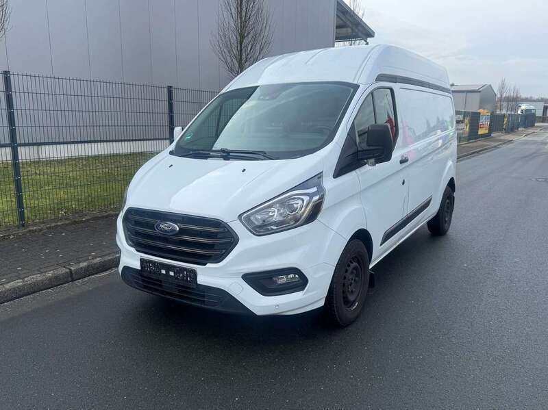 Frostweiß Gebraucht 2022 Ford Transit Custom Van / Kleinbus | 18.499 € - Bild 1/4