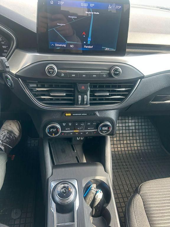 Gebraucht Ford Focus Titanium 150 PS (110 kW) 2021 Blau Limousine