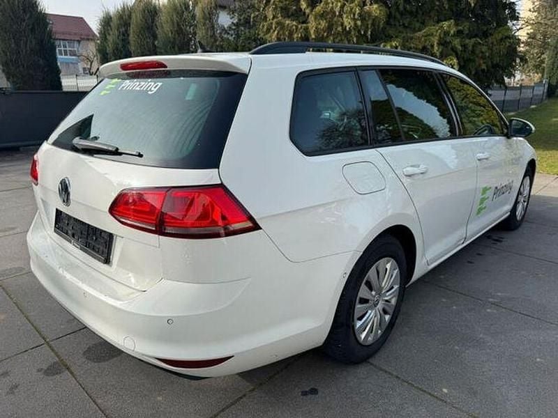 Gebraucht VW Golf VII 105 PS (77 kW) 2014 Weiß Limousine
