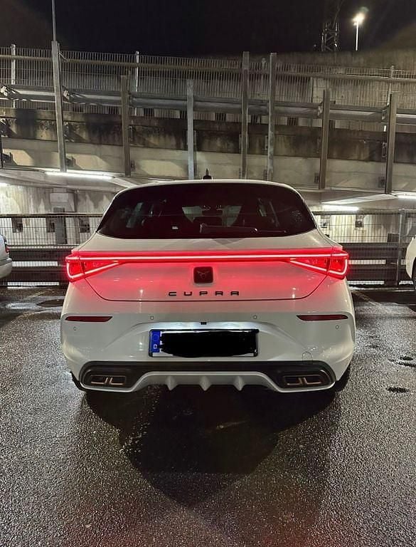 Gebraucht Cupra Leon 245 PS (180 kW) 2021 Weiß Limousine