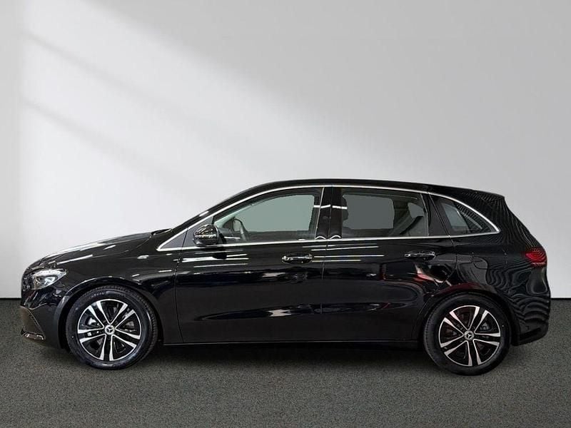 Gebraucht Mercedes B250 Progressive 224 PS (164 kW) 2025 Schwarz Van / Kleinbus