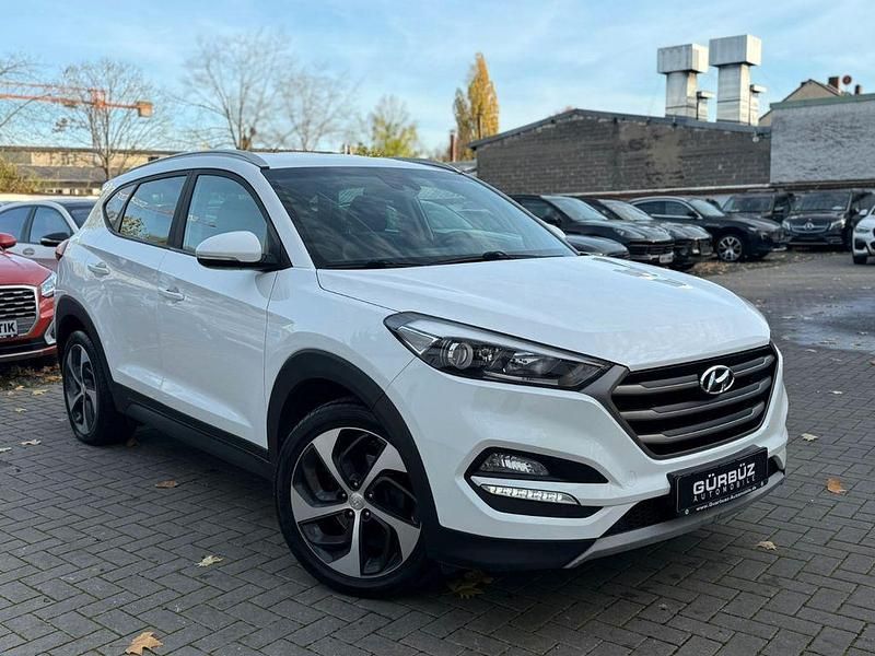 Weiß Gebraucht 2017 Hyundai Tucson Advantage SUV | 15.600 € (Fairer Preis) - Bild 1/4