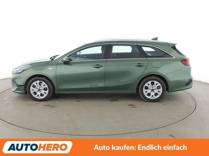 Gebraucht Kia Ceed Vision 140 PS (102 kW) 2024 Grün Kleinwagen