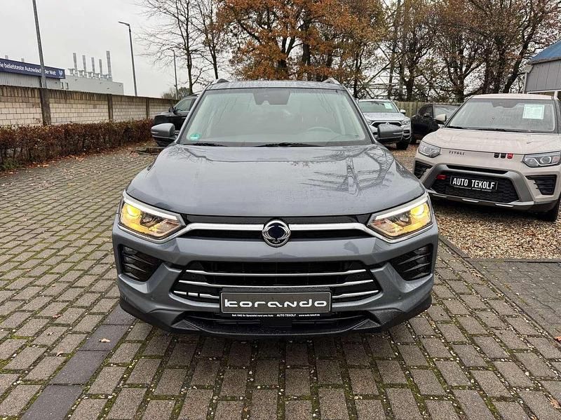 Gebraucht SsangYong Korando 136 PS (100 kW) 2021 Platinium grey metallic ada SUV