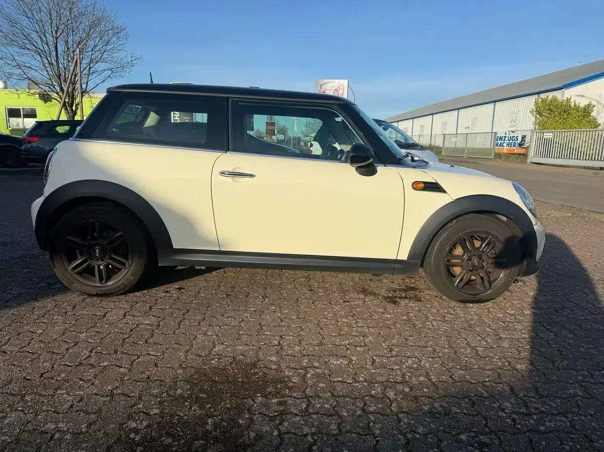 Usata Mini ONE 98 CV (72 kW) 2013 Bianco Utilitaria