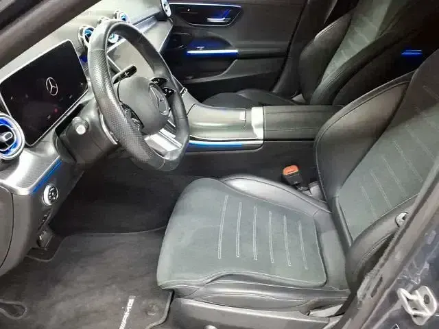 Second-hand Mercedes C220 AMG 2023 Andere Berlinǎ