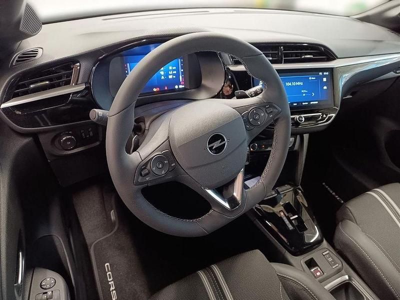 Gebraucht Opel Corsa 101 PS (74 kW) 2024 Artisweiß Limousine
