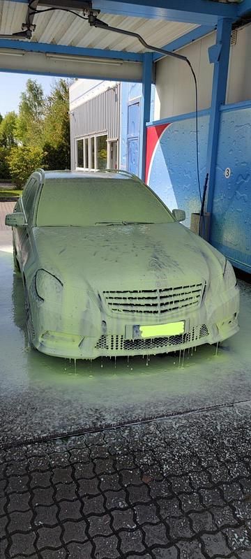 Gebraucht Mercedes E300 AMG 231 PS (169 kW) 2011 Schwarz Kombi