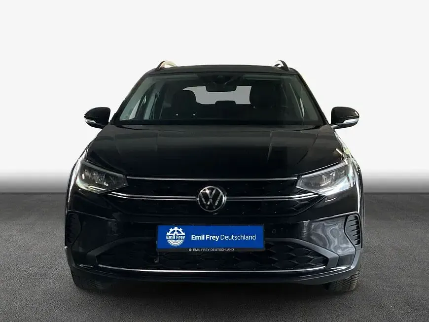 Gebraucht VW Taigo Life 116 PS (85 kW) 2024 Deep black pearlescent SUV