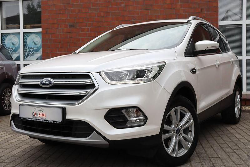 Weiß Gebraucht 2019 Ford Kuga Cool & Connect SUV | 12.990 € (Guter Preis) - Bild 1/4