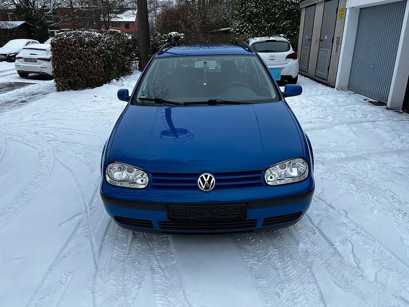 Blau Gebraucht 2000 VW Golf IV Kombi | 2.650 € (Etwas zu teuer) - Bild 1/4