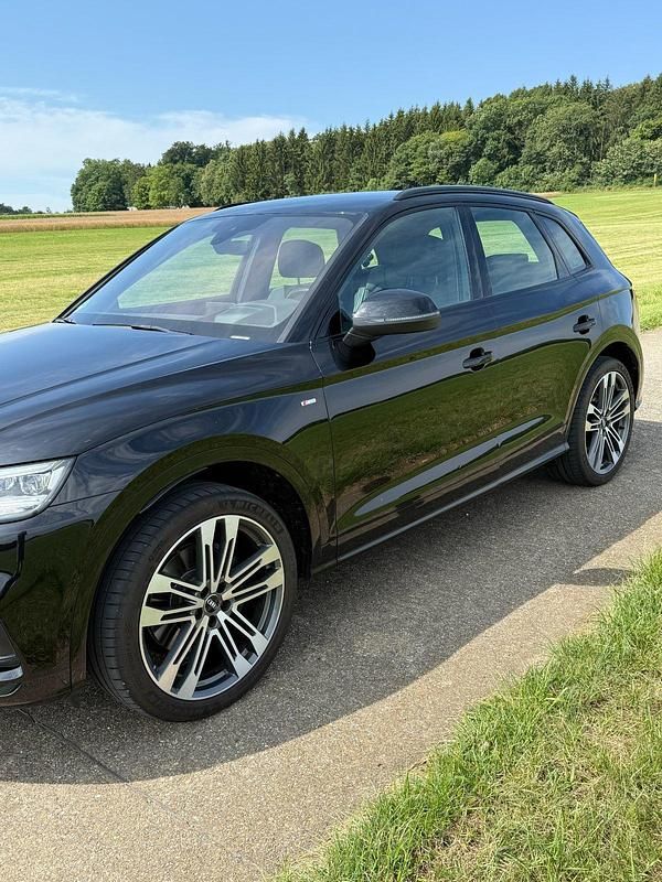 Schwarz Gebraucht 2017 Audi SQ5 SUV | 32.500 € (Fairer Preis) - Bild 1/4