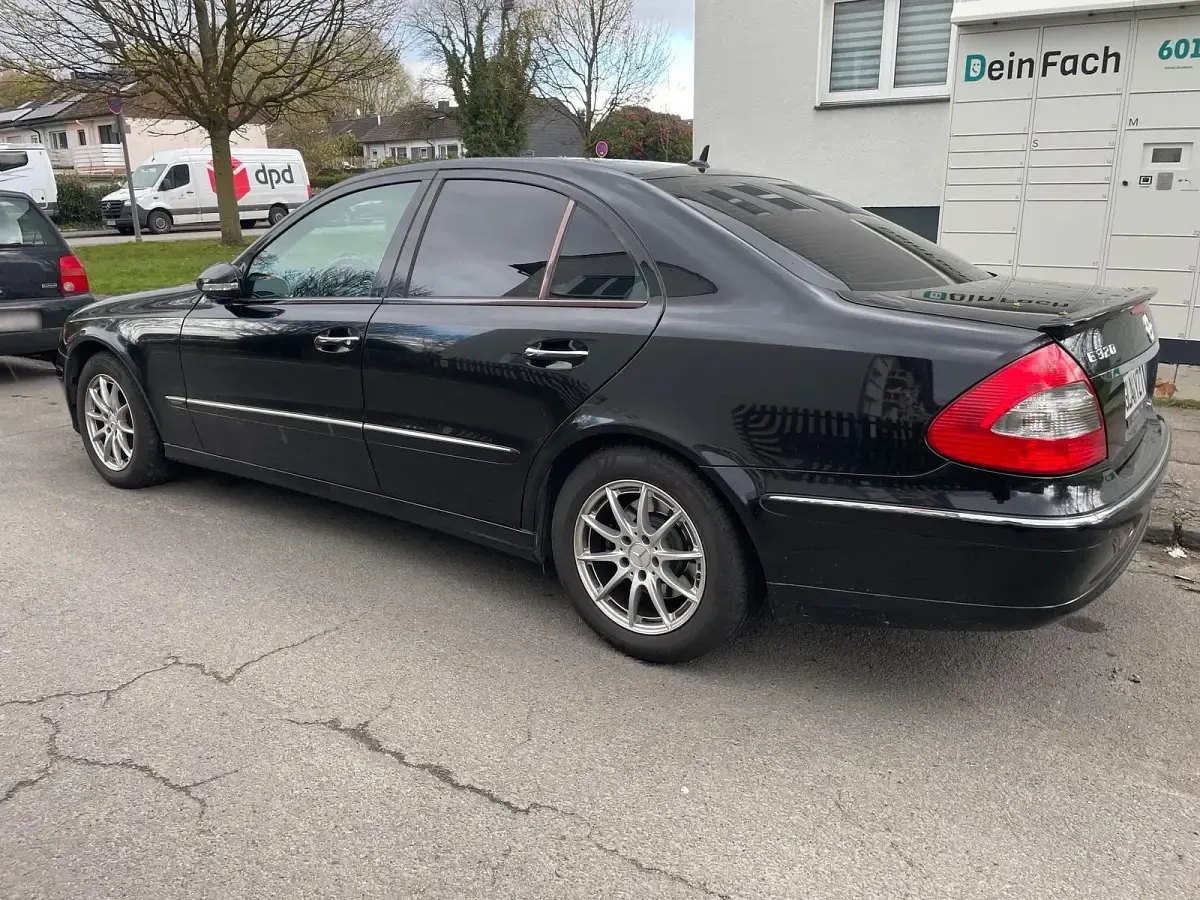 Brugt Mercedes E320 2007 Sort Sedan