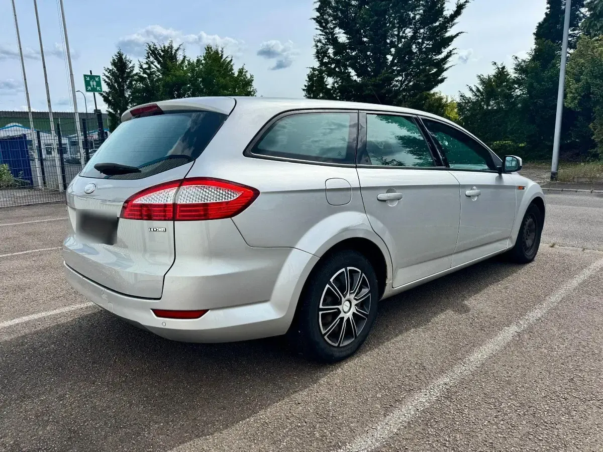 Używany Ford Mondeo 140 KM (102 kW) 2009 Szary Kombi