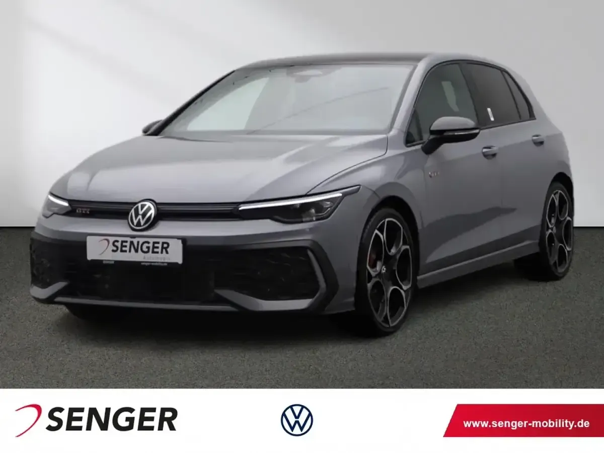 Gebraucht VW Golf VIII GTI 265 PS (194 kW) 2025 Limousine