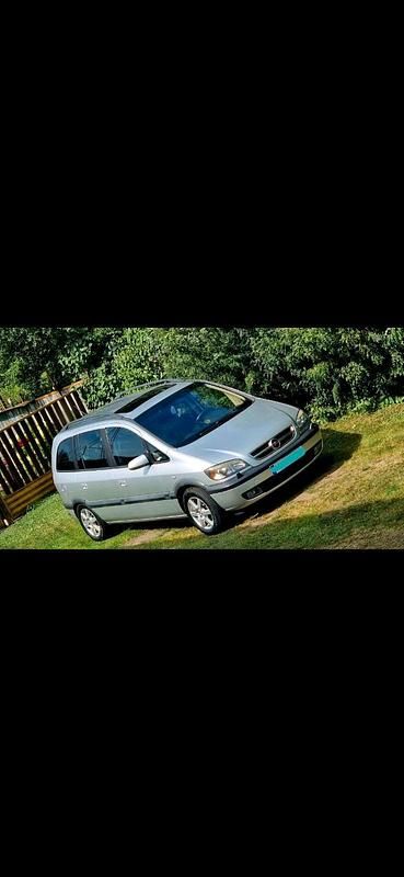 Silber Gebraucht 2003 Opel Zafira Van / Kleinbus | 1.750 € (Superpreis) - Bild 1/4