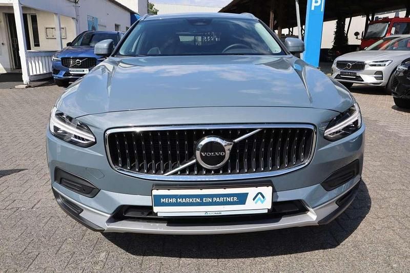 Gebraucht Volvo V90 CC Plus 197 PS (144 kW) 2022 Thunder grey Kombi
