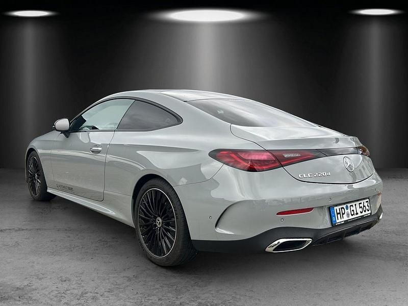 Gebraucht Mercedes CLE220 AMG 197 PS (144 kW) 2025 Grau Coupé