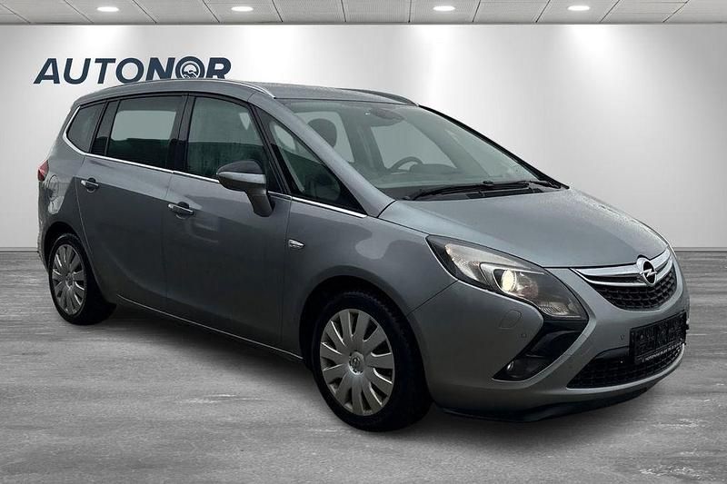 Gebraucht Opel Zafira 140 PS (102 kW) 2015 Silber Van / Kleinbus