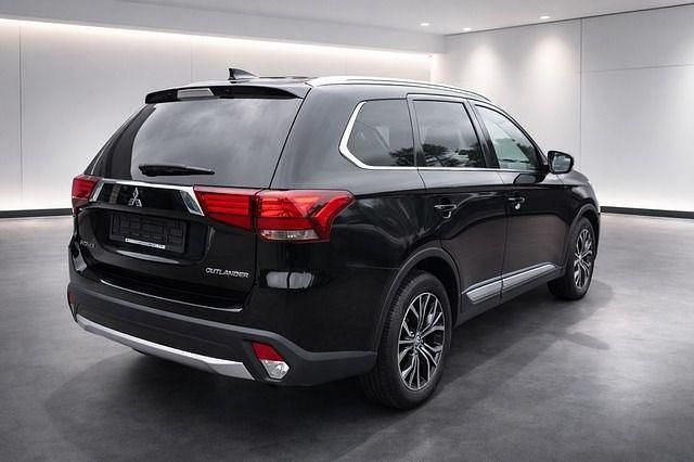 Gebraucht Mitsubishi Outlander 150 PS (110 kW) 2018 Schwarz (metallic) SUV