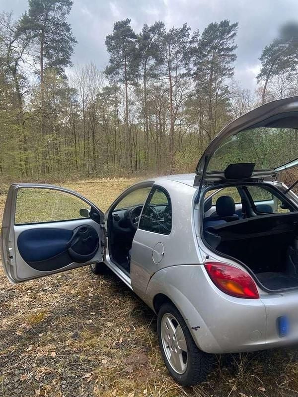 Gebraucht Ford Ka 69 PS (50 kW) 2004 Kleinwagen