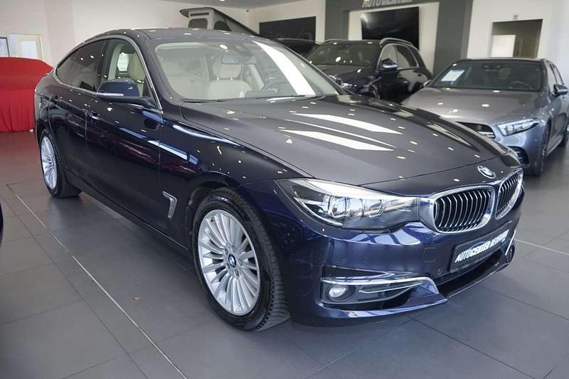 Imperialblau brillanteffekt me Gebraucht 2019 BMW 330 Luxury Line Limousine | 19.980 € (Fairer Preis) - Bild 1/4