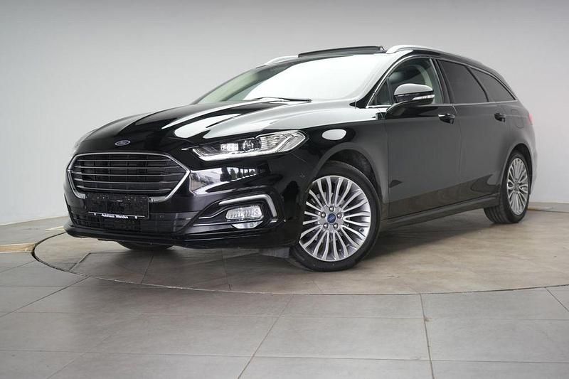 Gebraucht Ford Mondeo Titanium 150 PS (110 kW) 2020 Schwarz Limousine