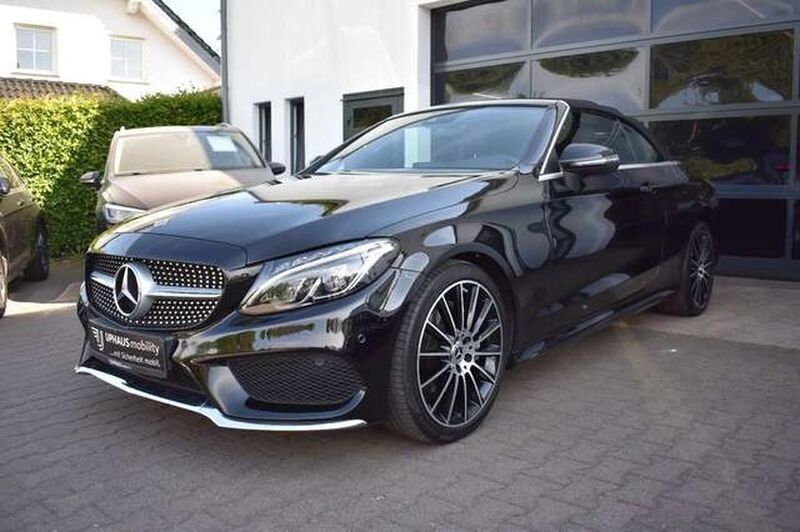Schwarz Gebraucht 2018 Mercedes C180 AMG line Cabrio | 32.849 € (Fairer Preis) - Bild 1/4