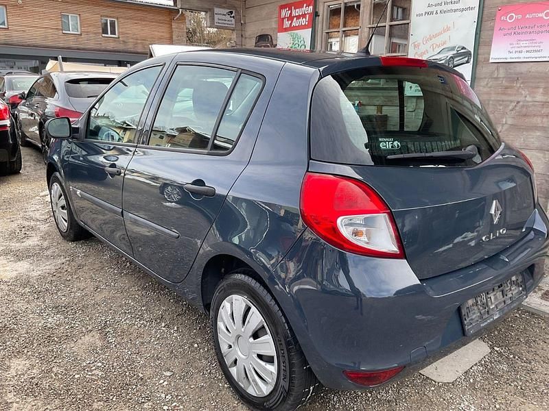 Gebraucht Renault Clio III 75 PS (55 kW) 2012 Grau Limousine