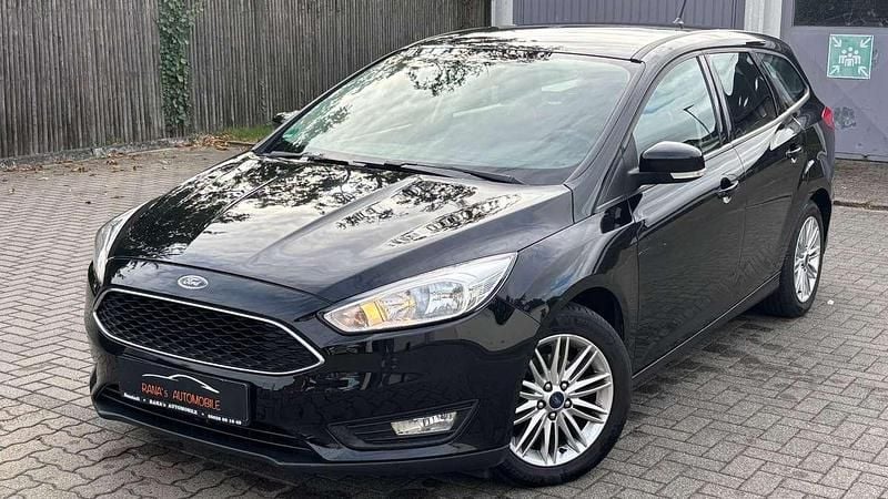 Schwarz Gebraucht 2017 Ford Focus Business Edition Kombi | 6.900 € (Fairer Preis) - Bild 1/4