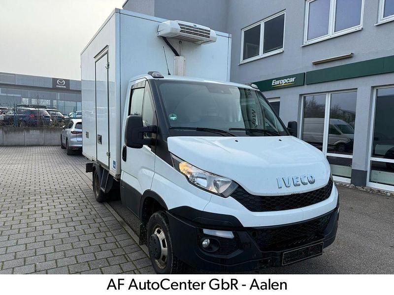 Weiß Gebraucht 2016 Iveco Daily | 13.950 € (Etwas zu teuer) - Bild 1/4