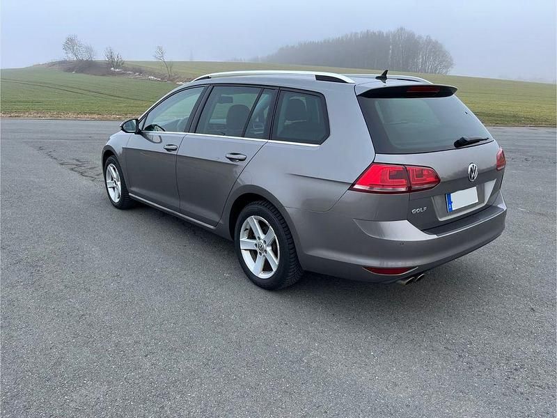 Gebraucht VW Golf VII Highline 150 PS (110 kW) 2014 Grau Kombi