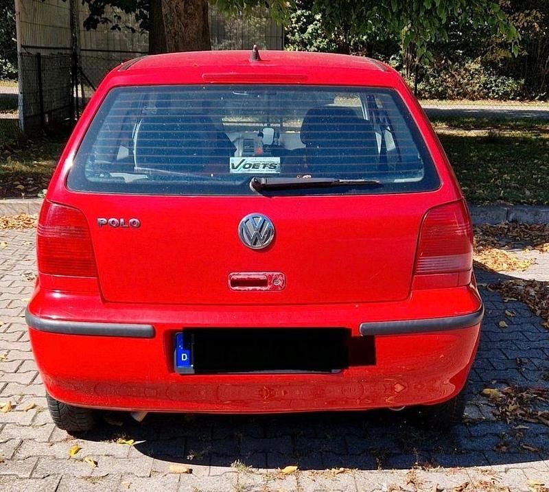 Gebraucht VW Polo Basis 50 PS (36 kW) 2001 Rot Limousine